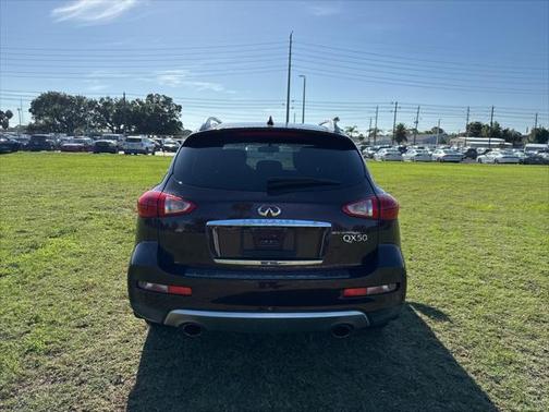 2016 INFINITI QX50 Base