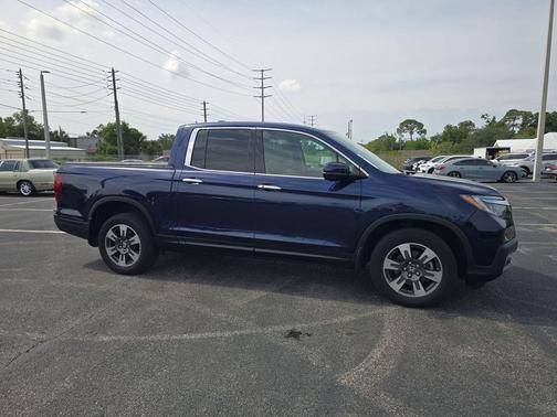 Obsidian Blue Pearl 2019 Honda Ridgeline RTL-E