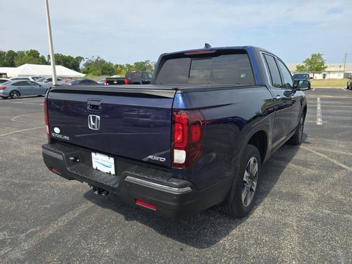 Obsidian Blue Pearl 2019 Honda Ridgeline RTL-E