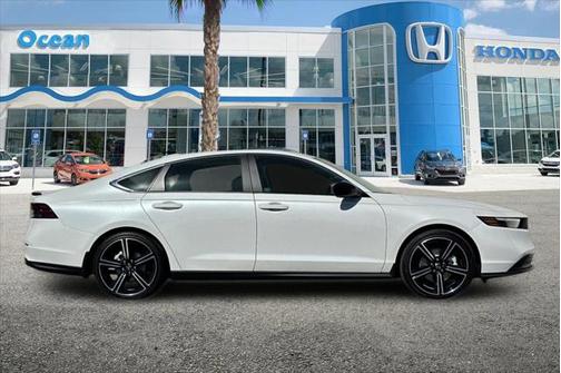 2025 Honda Accord Hybrid Base
