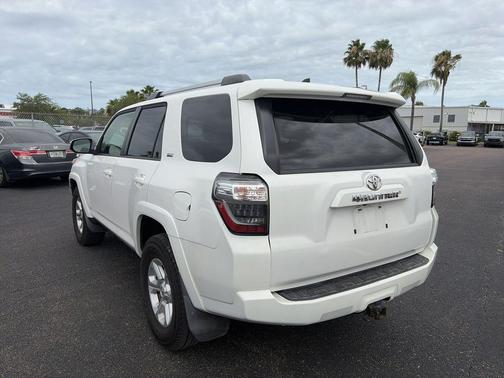 Super White 2019 Toyota 4Runner SR5