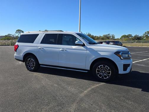 2023 Ford Expedition Max XLT