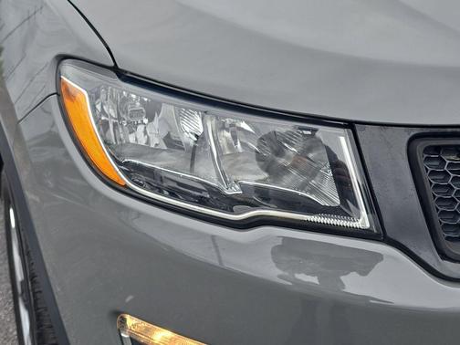 Sting-Gray Clearcoat 2019 Jeep Compass Limited
