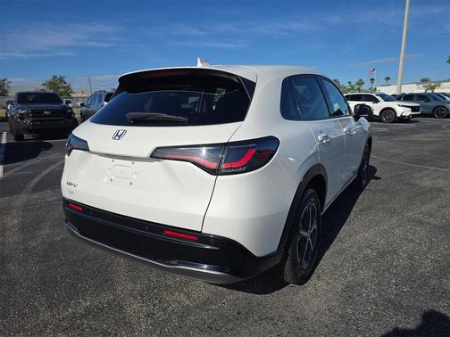 2024 Honda HR-V EX-L