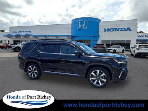 2023 Honda Pilot AWD Elite
