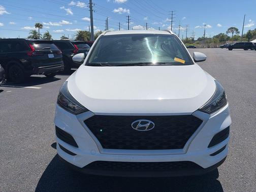 White Cream 2021 Hyundai TUCSON Value