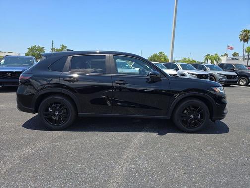 Crystal Black Pearl 2026 Honda HR-V 2WD Sport