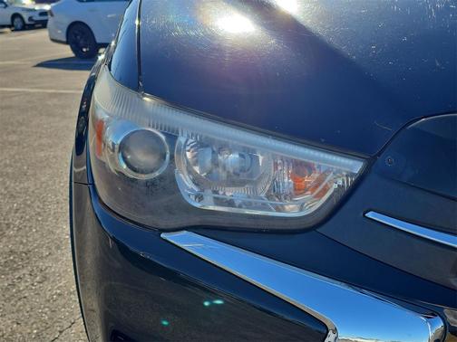 2019 Mitsubishi Outlander Sport SE