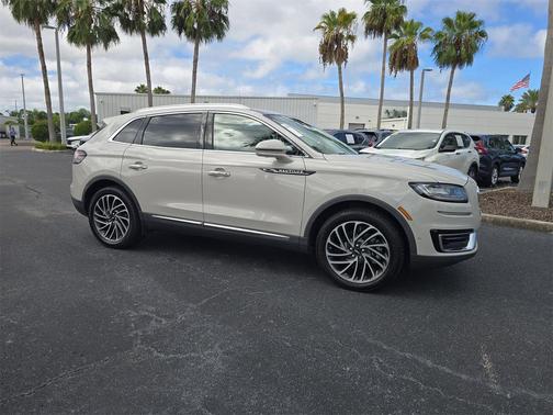 2020 Lincoln Nautilus Reserve