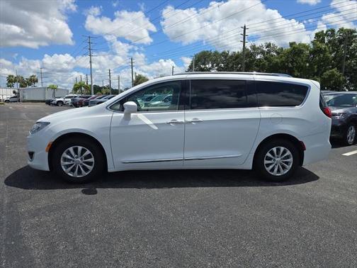 2019 Chrysler Pacifica Touring L