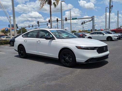 2025 Honda Accord Sport SE 1.5T
