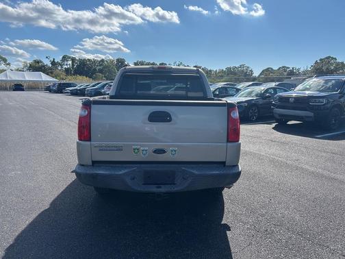 2005 Ford Explorer Sport Trac XLS