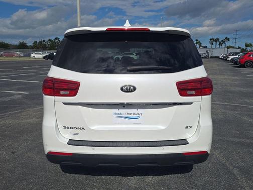 2020 Kia Sedona EX