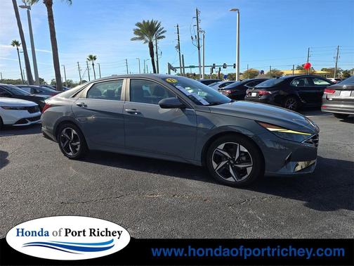 2021 Hyundai ELANTRA Limited