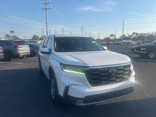 2023 Honda Pilot 2WD EX-L 7 Passenger