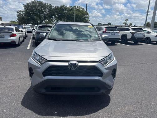Silver Sky Metallic 2020 Toyota RAV4 XLE