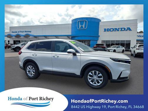 Platinum 2026 Honda CR-V LX 2WD