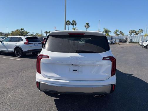 Glacial White Pearl 2025 Kia Telluride S