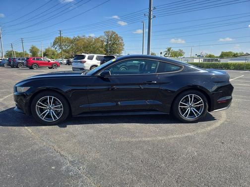 2016 Ford Mustang EcoBoost Premium