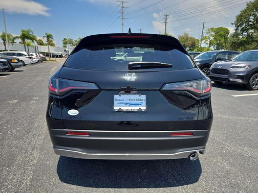 2026 Honda HR-V 2WD Sport