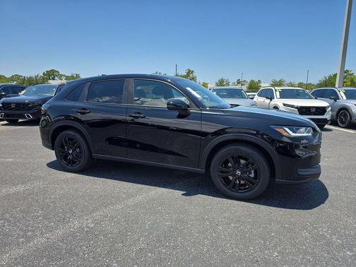 2026 Honda HR-V 2WD Sport