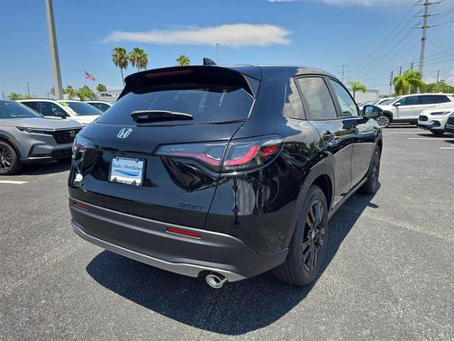 2026 Honda HR-V 2WD Sport