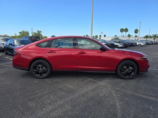 2025 Honda Accord Sport SE 1.5T