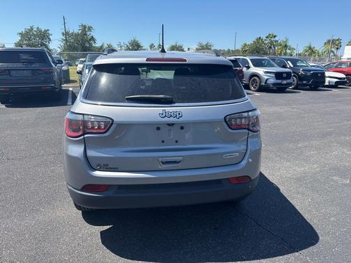 2018 Jeep Compass Latitude