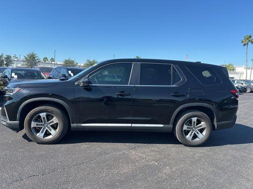 2023 Honda Pilot 2WD EX-L 8 Passenger