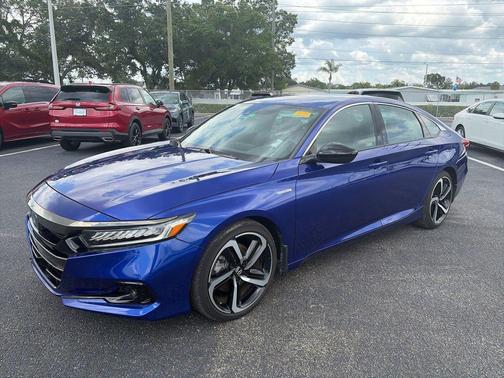 Still Night Pearl 2022 Honda Accord Hybrid Sport