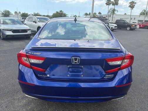 Still Night Pearl 2022 Honda Accord Hybrid Sport
