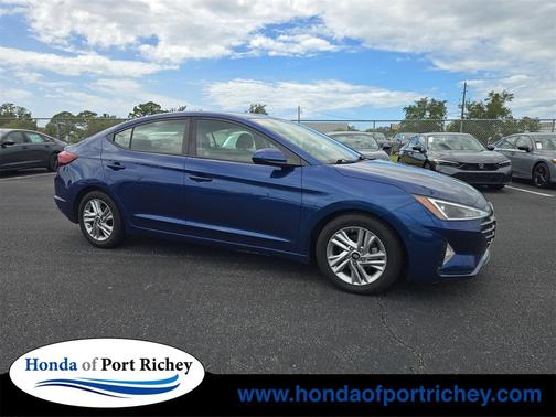 2020 Hyundai ELANTRA SEL