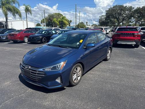 2020 Hyundai ELANTRA SEL