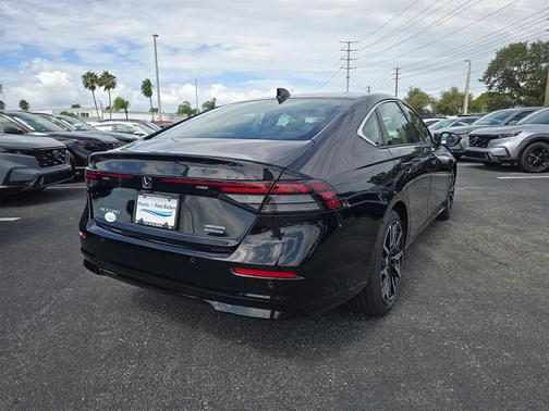 2025 Honda Accord Hybrid Touring