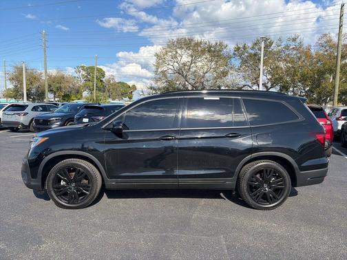 2021 Honda Pilot AWD Black Edition