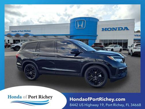 2021 Honda Pilot AWD Black Edition