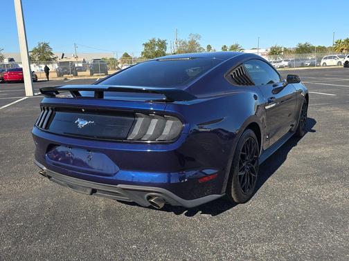 2018 Ford Mustang EcoBoost