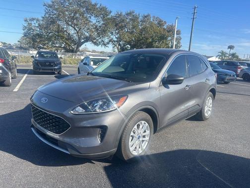 2021 Ford Escape SE