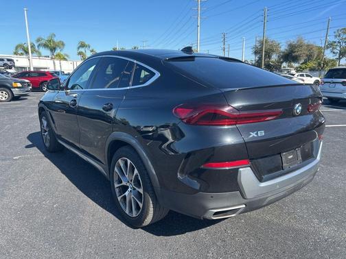2021 BMW X6 sDrive40i