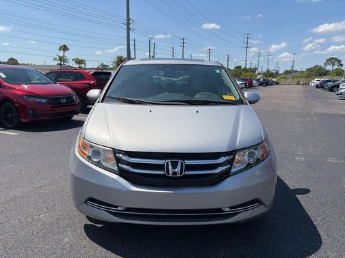 Alabaster Silver Metallic 2014 Honda Odyssey EX-L