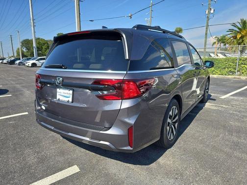 Modern Steel 2026 Honda Odyssey EX-L