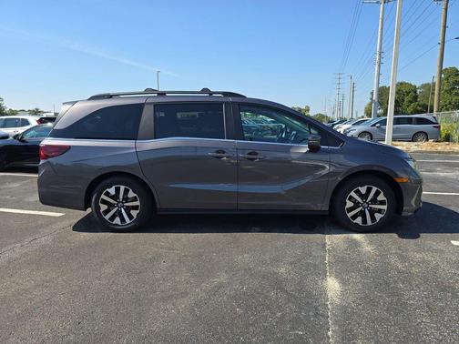 Modern Steel 2026 Honda Odyssey EX-L