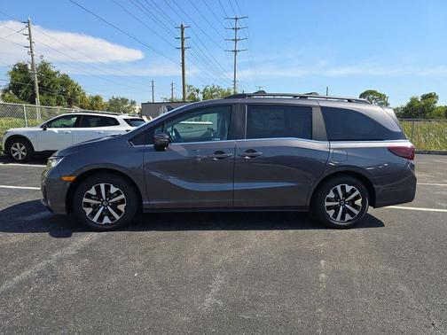 Modern Steel 2026 Honda Odyssey EX-L