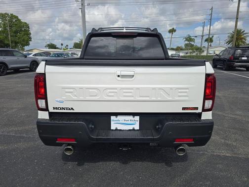 Platinum 2026 Honda Ridgeline TrailSport+