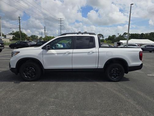 Platinum 2026 Honda Ridgeline TrailSport+