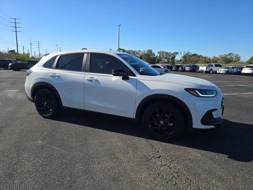 2025 Honda HR-V 2WD Sport