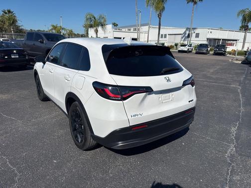 2025 Honda HR-V 2WD Sport
