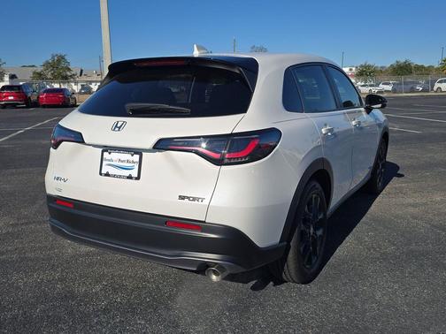 2025 Honda HR-V 2WD Sport