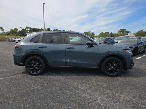 2023 Honda HR-V 2WD Sport