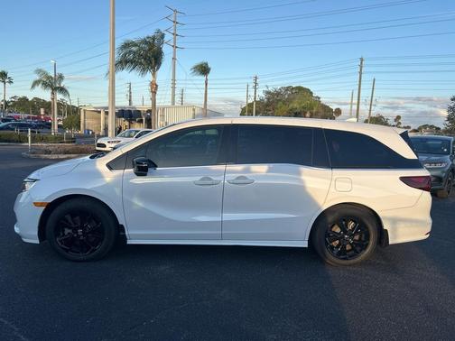 2024 Honda Odyssey Sport